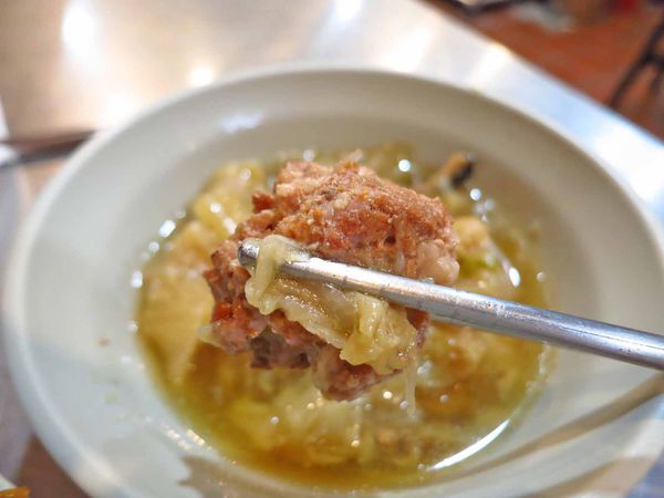 【新竹美食】翁記滷肉飯-香噴噴帶有胡椒香的魯肉飯