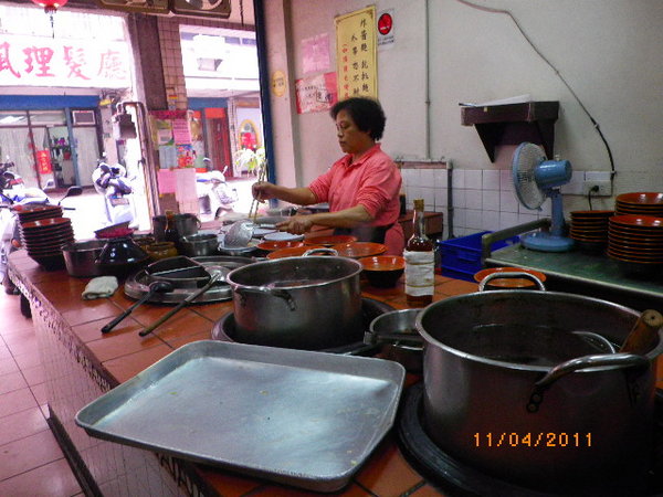 四川味牛肉麵：想到就忍不住衝去吃的炸醬麵