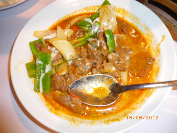 瓦城泰國料理(桃園三越站前店)：舊愛嘗鮮-重口味的泰式料理