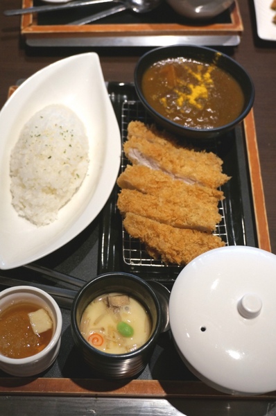 品田牧場(桃園遠百店):享受服務也享受滿足的【桃園/品田牧場】