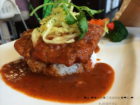 艾堤Cafe(桃園一店):【食記】oO。o○桃園 桃園市區 艾堤Cafe(五訪以上) 義大利麵 蜜糖吐司 鬆餅 燉飯 酥皮濃湯 wifi 適合全家大小聚會的好地方!五訪以上,每次都在進步的店家~。oO。o○。