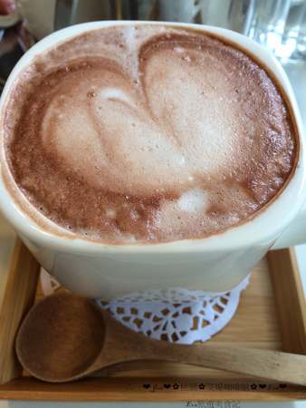 艾堤Cafe(桃園一店):【食記】oO。o○桃園 桃園市區 艾堤Cafe(五訪以上) 義大利麵 蜜糖吐司 鬆餅 燉飯 酥皮濃湯 wifi 適合全家大小聚會的好地方!五訪以上,每次都在進步的店家~。oO。o○。