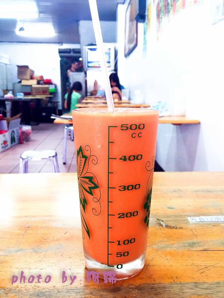 小夜城冰果冷飲：桃園市桃園區 [小夜城冰果室] 在地人激推的木瓜牛奶．木瓜牛奶/牛乳冰/現打果汁