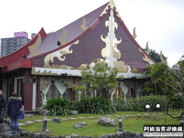 【桃園泰式】泰味館泰式料理-單點60道菜色吃到飽，現點現作!上菜速度快到來不及吃．桃園美食/異國料理/吃到飽/愛買