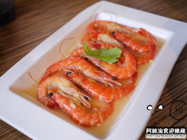 【桃園泰式】泰味館泰式料理-單點60道菜色吃到飽，現點現作!上菜速度快到來不及吃．桃園美食/異國料理/吃到飽/愛買