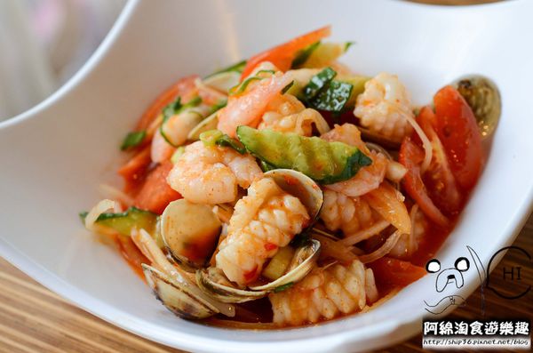 【桃園泰式】泰味館泰式料理-單點60道菜色吃到飽,現點現作!上菜速度快到來不及吃.桃園美食/異國料理/吃到飽/愛買