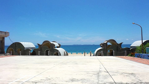 望安島-網垵口沙灘：【澎湖景點】澎湖望安網垵口沙灘~綠蠵龜保育區，人煙稀少的無污沙灘，夢幻漸層海洋讓人心醉忘情於拍照