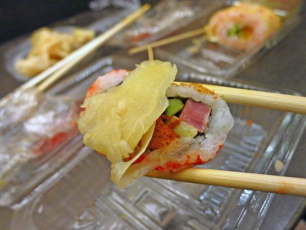 【桃園美食】老賊壽司-在地人也愛的花壽司店