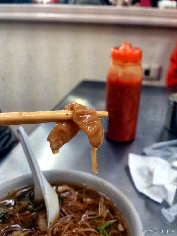 桃園大廟口麵線：桃園大廟旁邊的＊桃園大廟口麵線＊