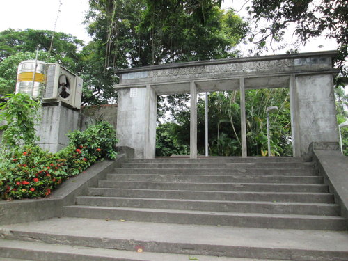 橋頭糖廠:201307152322搭著高捷去旅行之橋頭糖廠我來了!!