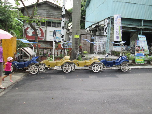 橋頭糖廠:201307152322搭著高捷去旅行之橋頭糖廠我來了!!