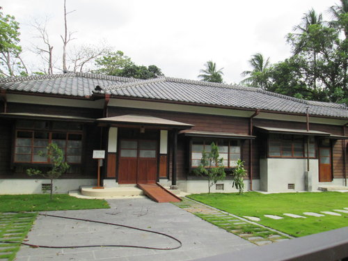 橋頭糖廠:201307152322搭著高捷去旅行之橋頭糖廠我來了!!