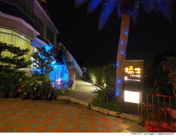 橘子咖啡庭園:【宜蘭 Yilan】橘子咖啡 員山半山腰欣賞宜蘭最美的夜景