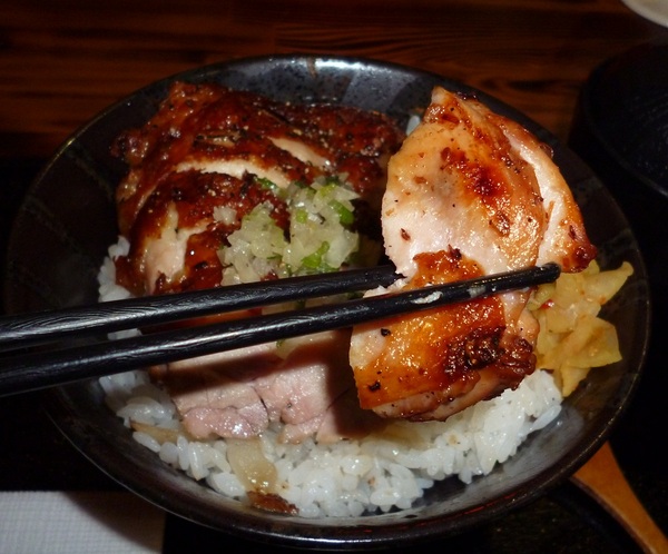 燒丼株式會社:燒肉大碗又滿意--信義威秀二樓的燒丼株式會社