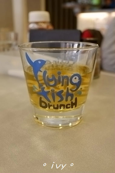 飛翔的魚美式餐廳:【新竹美食】飛翔的魚 ღ 大遠百商圈的早午餐