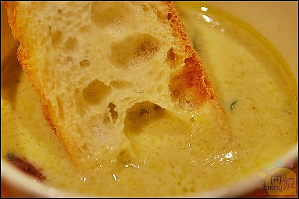 喜樂魚Joy Fish泰式家庭料理:喜樂魚Joy Fish 泰式料理餐廳。道地泰美味。吃過還想再回味