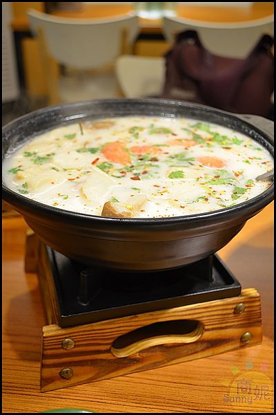 喜樂魚Joy Fish泰式家庭料理:喜樂魚Joy Fish 泰式料理餐廳。道地泰美味。吃過還想再回味