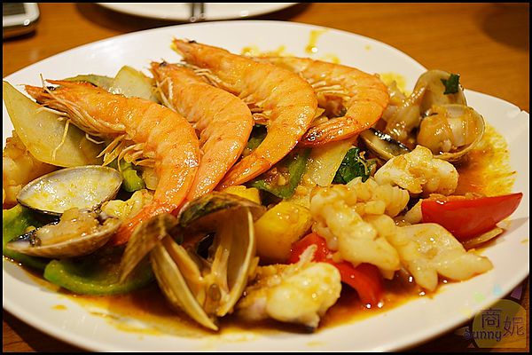 喜樂魚Joy Fish泰式家庭料理:喜樂魚Joy Fish 泰式料理餐廳。道地泰美味。吃過還想再回味