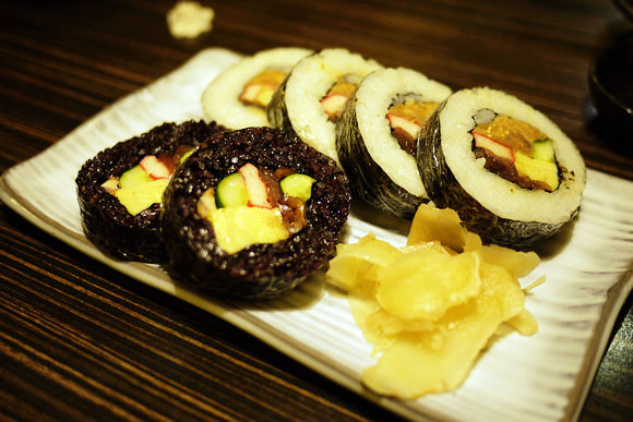 十六區壽司和風料理(清大店)：【新竹美食】十六區壽司 和風料理(清大店)