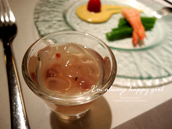 2014-6-11咕蒂西堤生日 (9).jpg