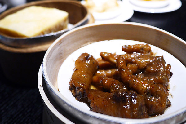 糖朝(台北統領旗艦店):【時尚&潮流】糖朝台北東區旗艦店