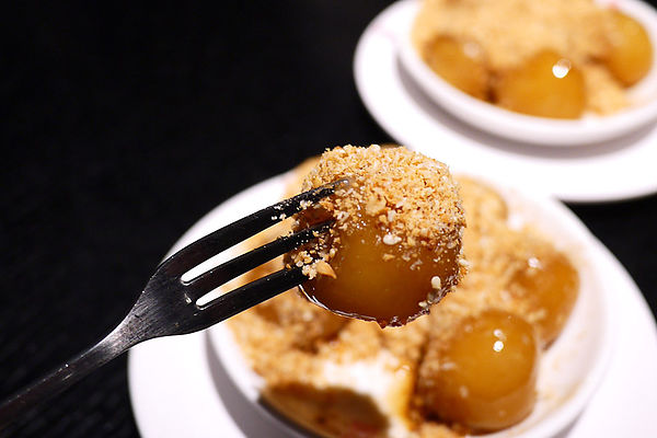 糖朝(台北統領旗艦店):【時尚&潮流】糖朝台北東區旗艦店