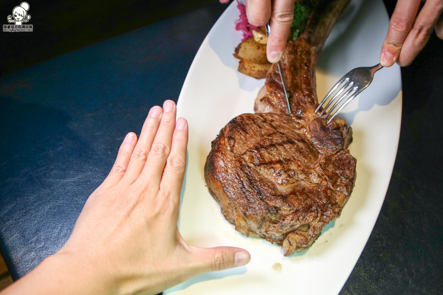 高雄牛排　戰斧　低溫熟成　聚餐　約會 (20 - 39).jpg