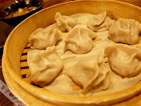 海餃七號：[邀約]吃過嗎？甜水餃逆襲味蕾...內餡鏡是Q彈粉圓!