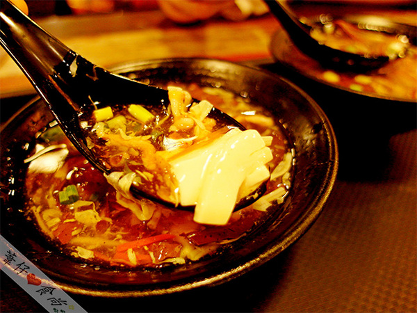 海餃七號：[邀約]吃過嗎？甜水餃逆襲味蕾...內餡鏡是Q彈粉圓!