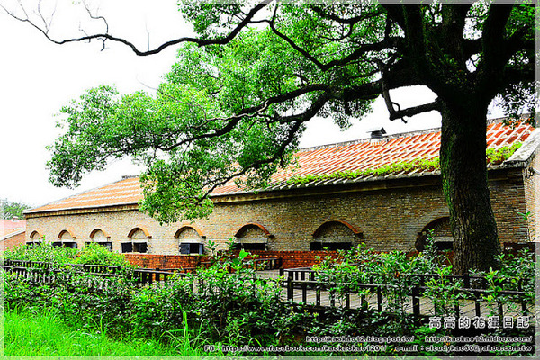 淡水文化園區:【新北】淡水區。淡水文化園區 殼牌倉庫(新北市市定古蹟原英商嘉士洋行倉庫)