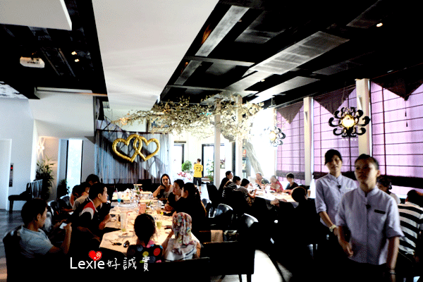 Lexie好誠實風車的故鄉11