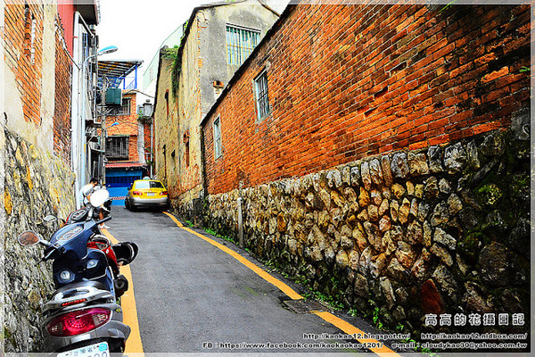 淡水重建街:【新北】淡水區。淡水老街 淡水碼頭 淡水金色水岸 淡水重建街創意市集