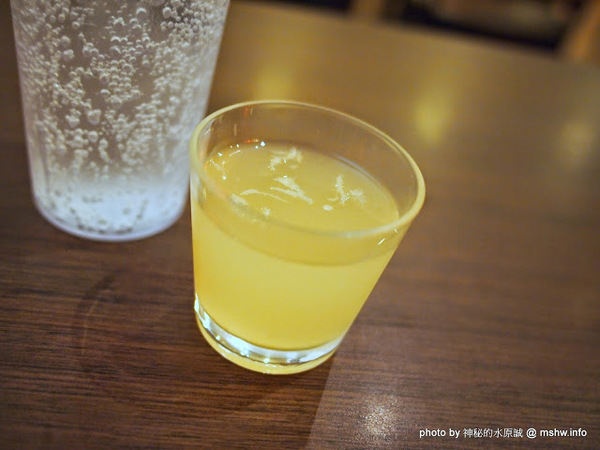 LAZY BIRD雷利彼德美式餐廳:【景點】桃園Lazy Bird雷利彼得美式餐廳.早午餐&漢堡&飲品@中壢 : 便宜美味的懶鳥早午餐蛋捲