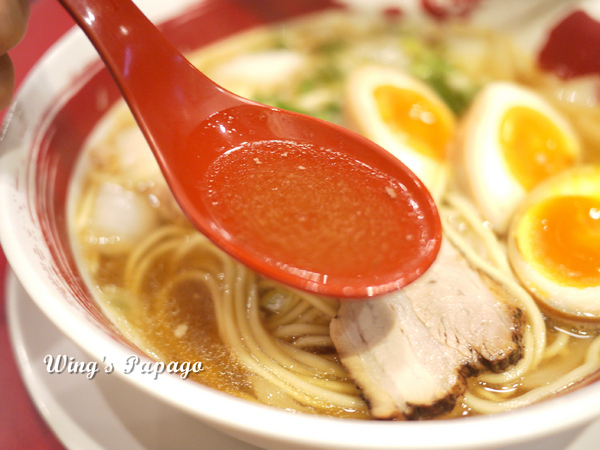 誠屋拉麵:來自日本濃醇香的拉麵。誠屋拉麵