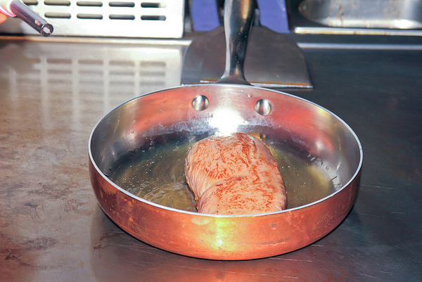 Mosun 墨賞新鐵板料理：[口碑⑭]【板南線忠孝敦化站】Mosun-墨賞新鐵板料理。頂級食材享受