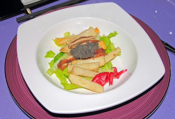 Mosun 墨賞新鐵板料理：[口碑⑭]【板南線忠孝敦化站】Mosun-墨賞新鐵板料理。頂級食材享受