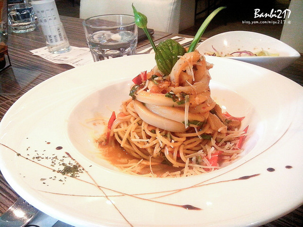 Rahdesign CAFE:Rahdesign Cafe 咖啡冠軍開的咖啡館連餐點也好吃(台北大直美食)