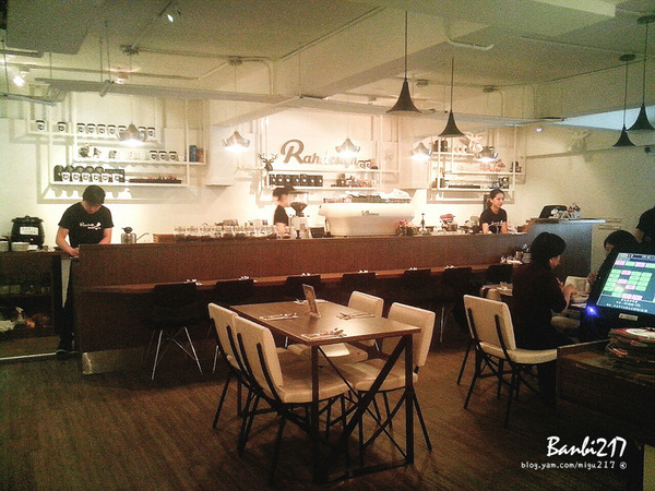 Rahdesign CAFE:Rahdesign Cafe 咖啡冠軍開的咖啡館連餐點也好吃(台北大直美食)