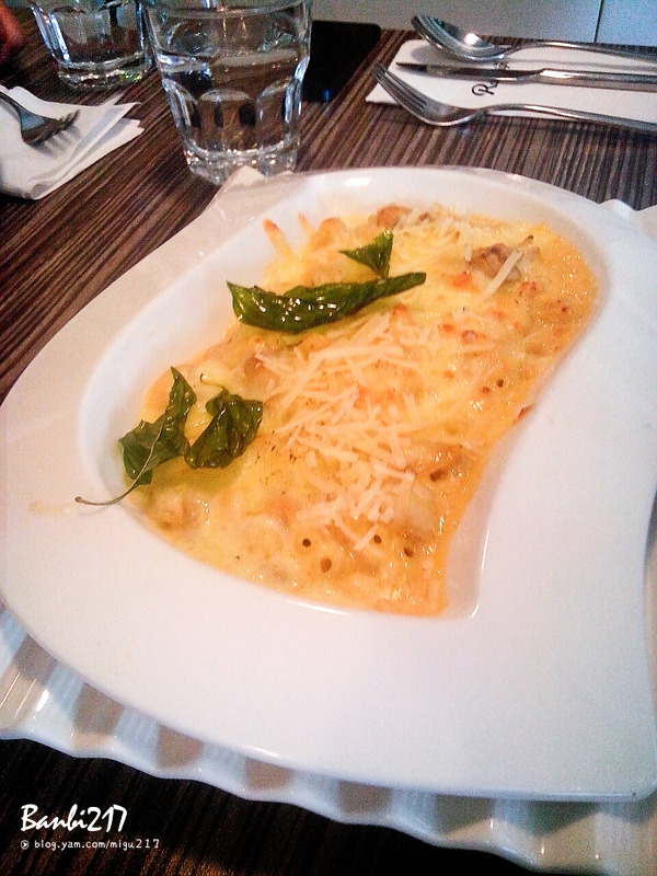 Rahdesign CAFE:Rahdesign Cafe 咖啡冠軍開的咖啡館連餐點也好吃(台北大直美食)