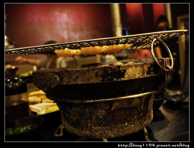 中壢。CHAO-ROU潮肉燒肉。店家幫你烤