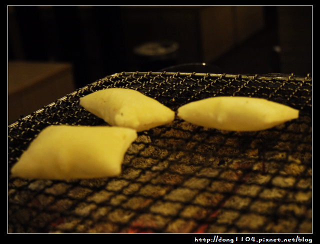 中壢。CHAO-ROU潮肉燒肉。店家幫你烤