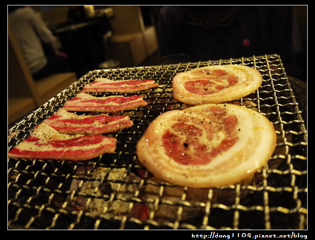 中壢。CHAO-ROU潮肉燒肉。店家幫你烤