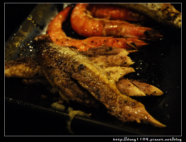 中壢。CHAO-ROU潮肉燒肉。店家幫你烤