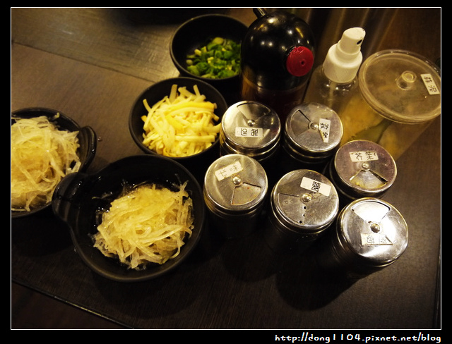 中壢。CHAO-ROU潮肉燒肉。店家幫你烤