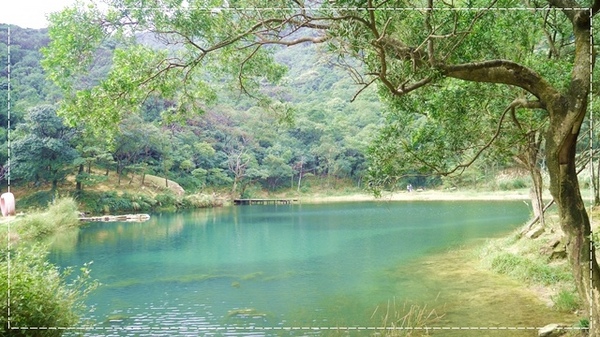 新山夢湖:【新北◍•ᴗ•◍汐止】景點・新山夢湖✯婚紗拍攝景點|林依晨與陳柏霖微電影取景的夢幻境地