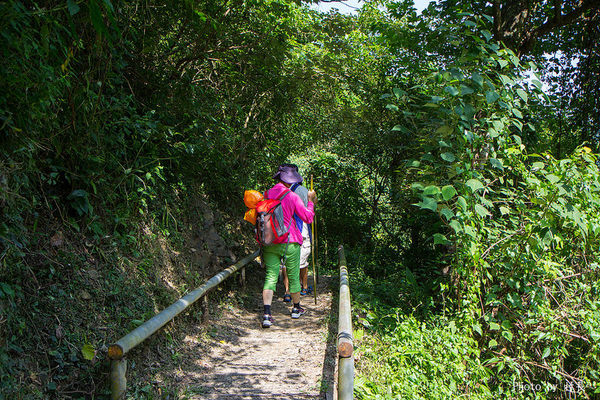 涼山瀑布：【遊記】｛屏東。瑪家鄉｝涼山瀑布。涼山遊憩區
