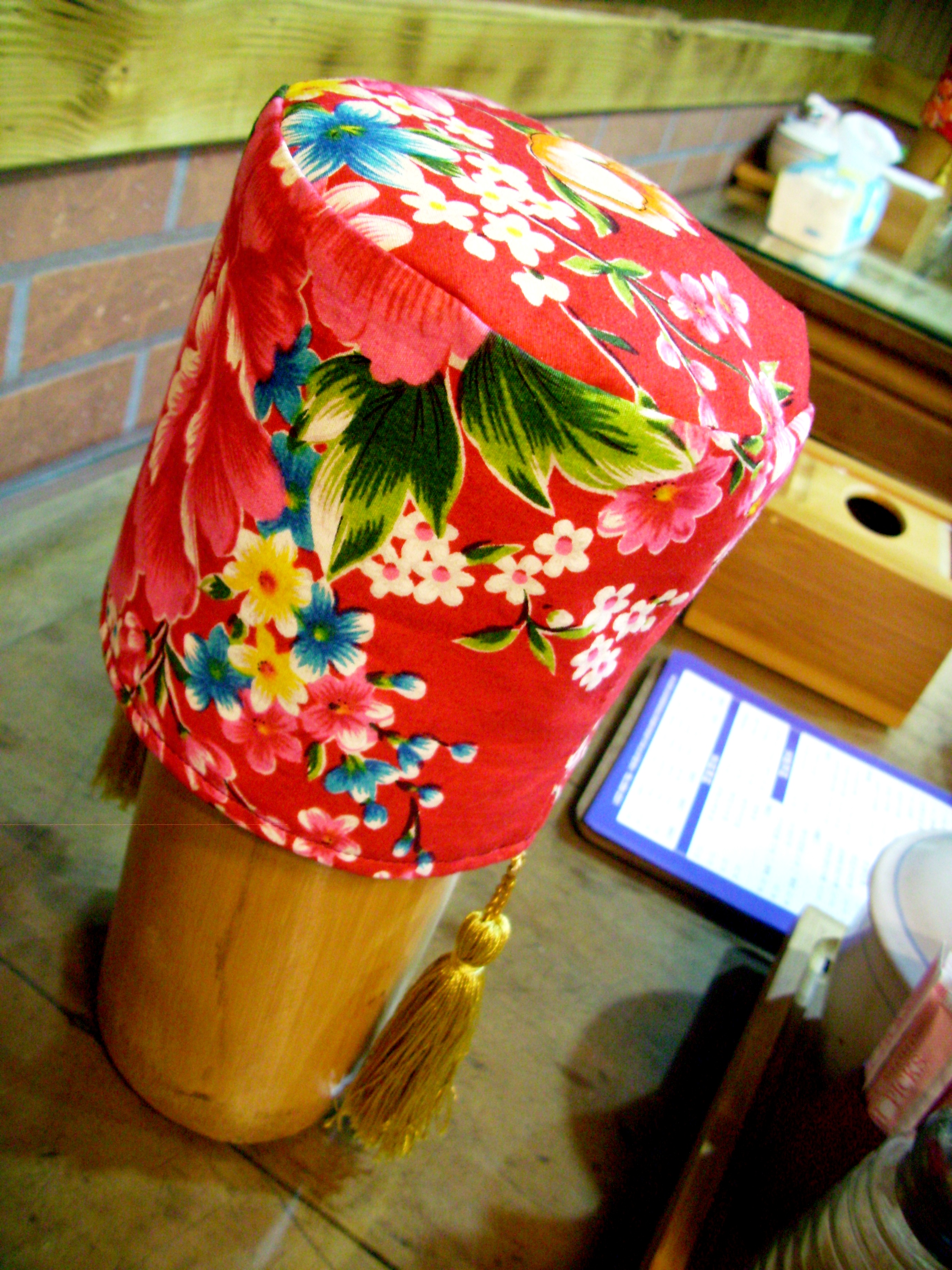 放筷子的竹筒還貼心的用防塵套當作裝飾