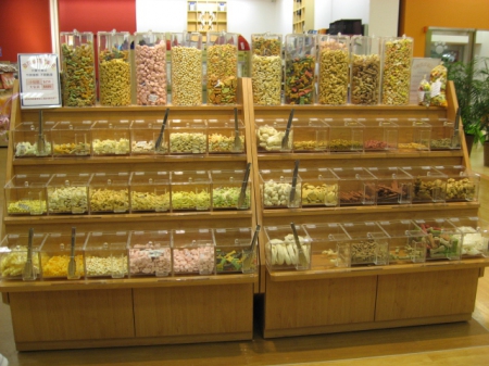 夢時代：寵物達人館