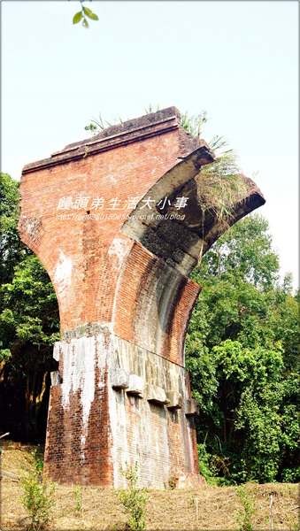 龍騰斷橋：【苗栗／三義】殘垣之美♪♪龍騰斷橋♪♪