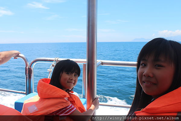 龜山島：宜蘭/頭城【龜山朝日號 賞鯨之旅】乘風破浪，賞鯨豚兼賞龜山島~